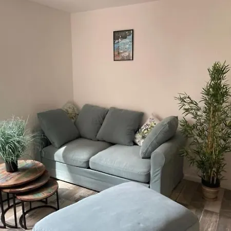 Joli T2, à 5 Min De La
